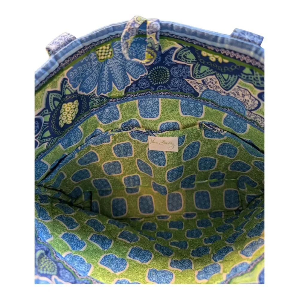 Vera Bradley Doodle Daisy Blue Floral Print Tote Bag Vacation Beach Travel